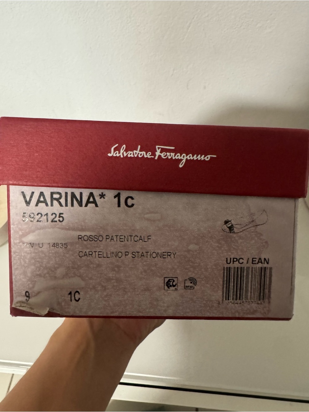 Salvatore Ferragamo Red Patent Varina Bow Flats - Picture 7 of 12